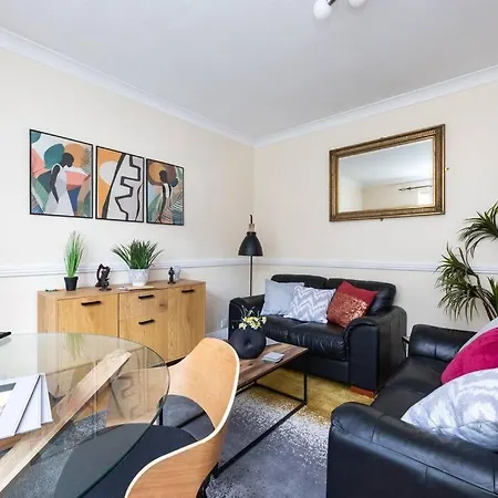 Apartment Beautiful 2-bedroom Maisonette Dublin